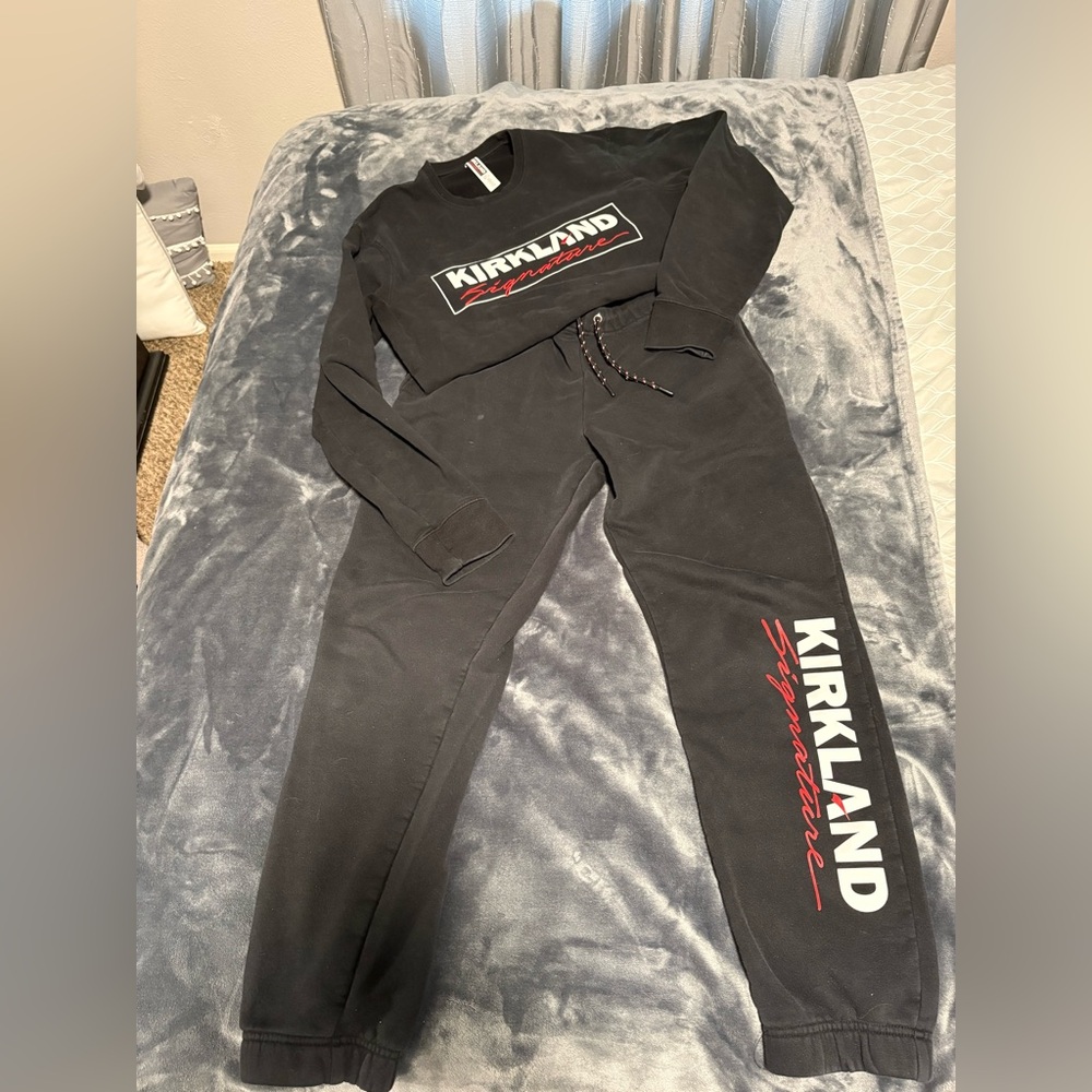 Kirkland Women’s Sweatsuit Set
